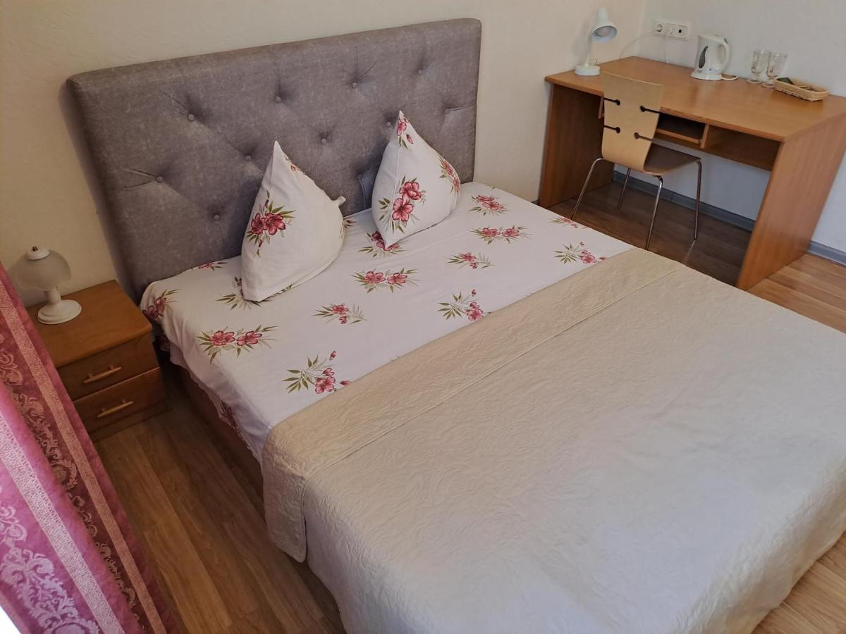 Hotel Saules Rati Daugavpils Esterno foto