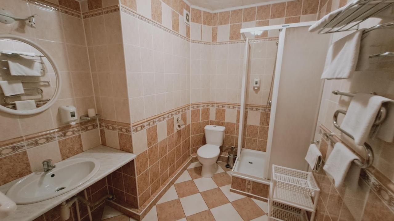 Hotel Saules Rati Daugavpils Esterno foto