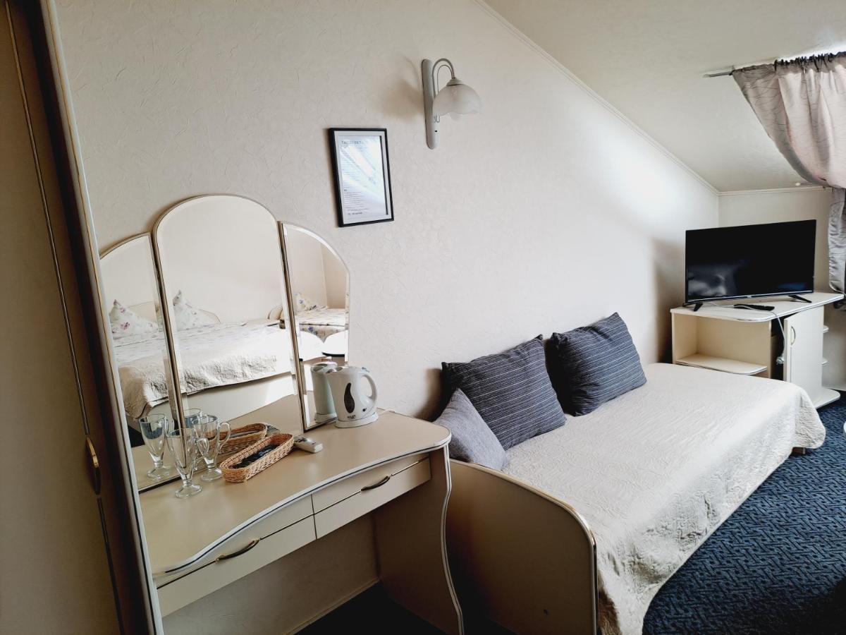 Hotel Saules Rati Daugavpils Esterno foto